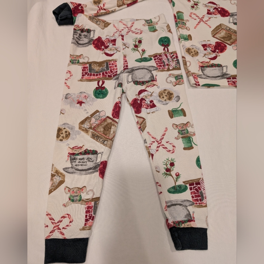 Burt's Bees baby "cute as a button" pajama set
